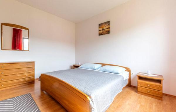 Apartament Apartman Ante Zvecanje Zewnętrze zdjęcie